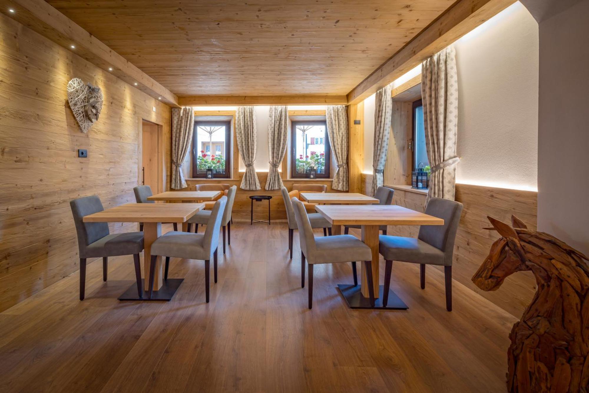 Il Cavallino - Albergo & Appartamenti Sappada Buitenkant foto